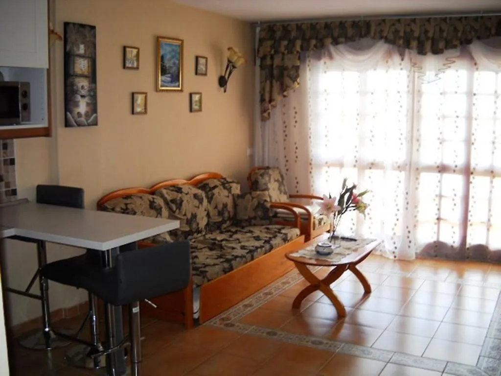Parque Royal Apartment 아데제 0*,